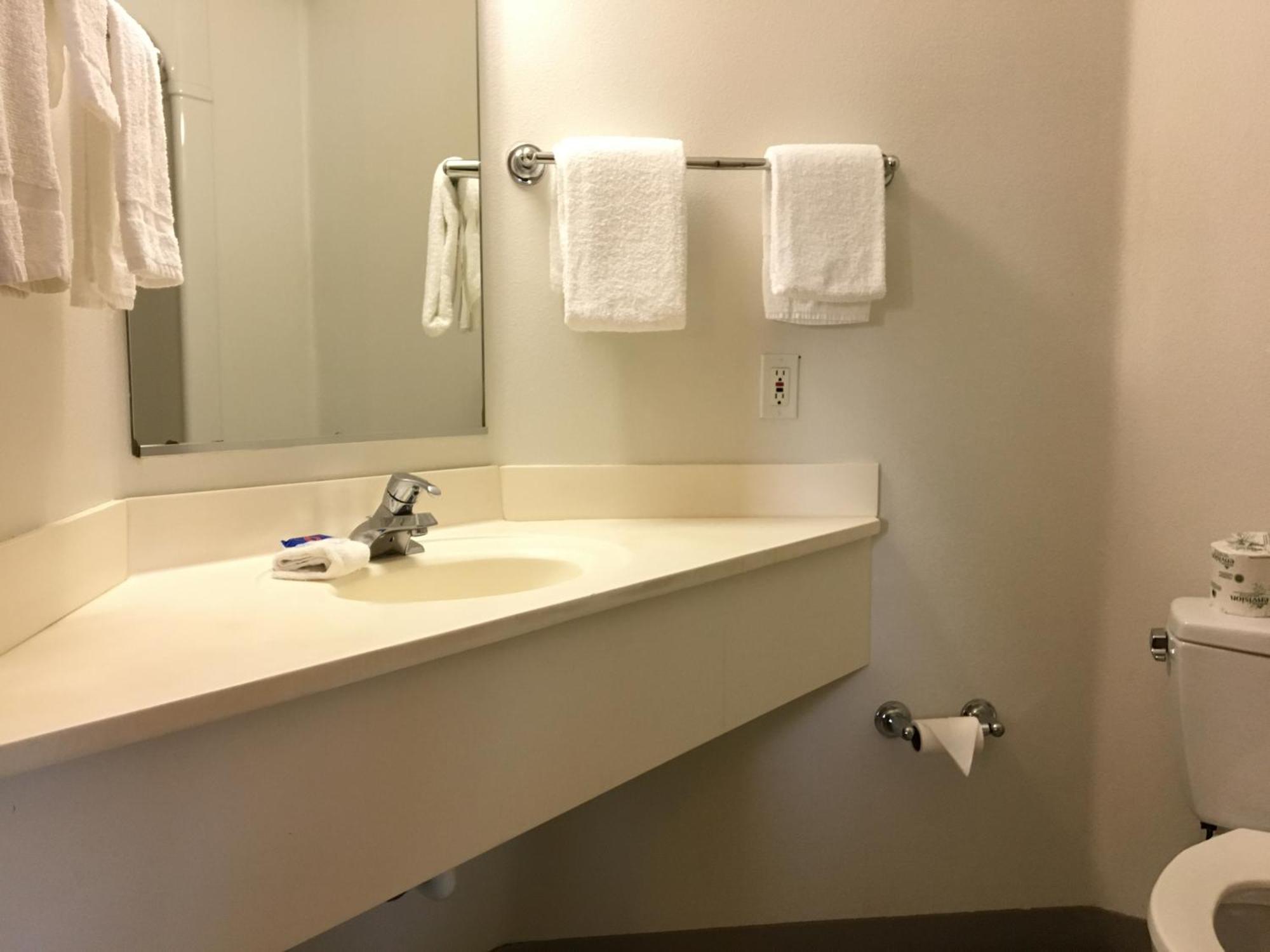 Motel 6-Portland, Or - I-5 Екстер'єр фото