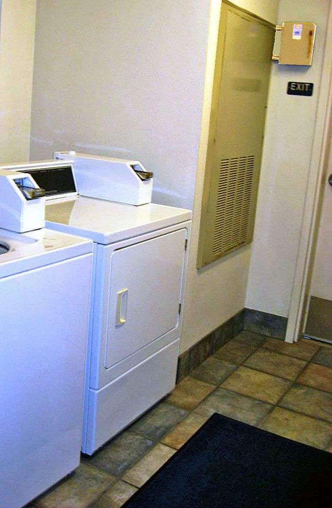 Motel 6-Portland, Or - I-5 Екстер'єр фото